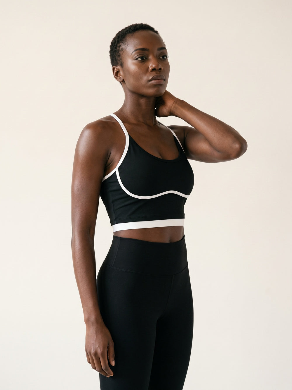 black · Halo Contrast Top black, vue portée